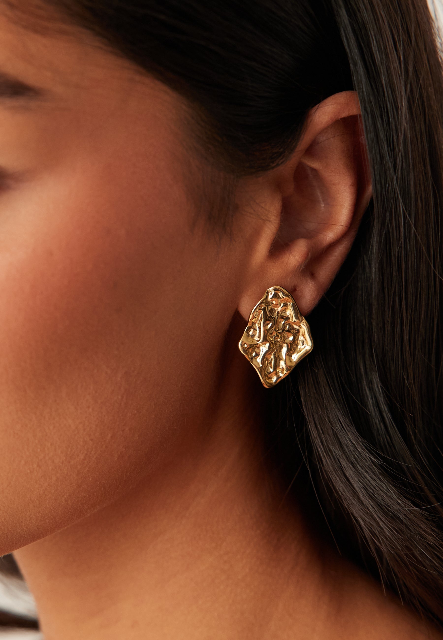 BY JOLIMA Como Mini Earring