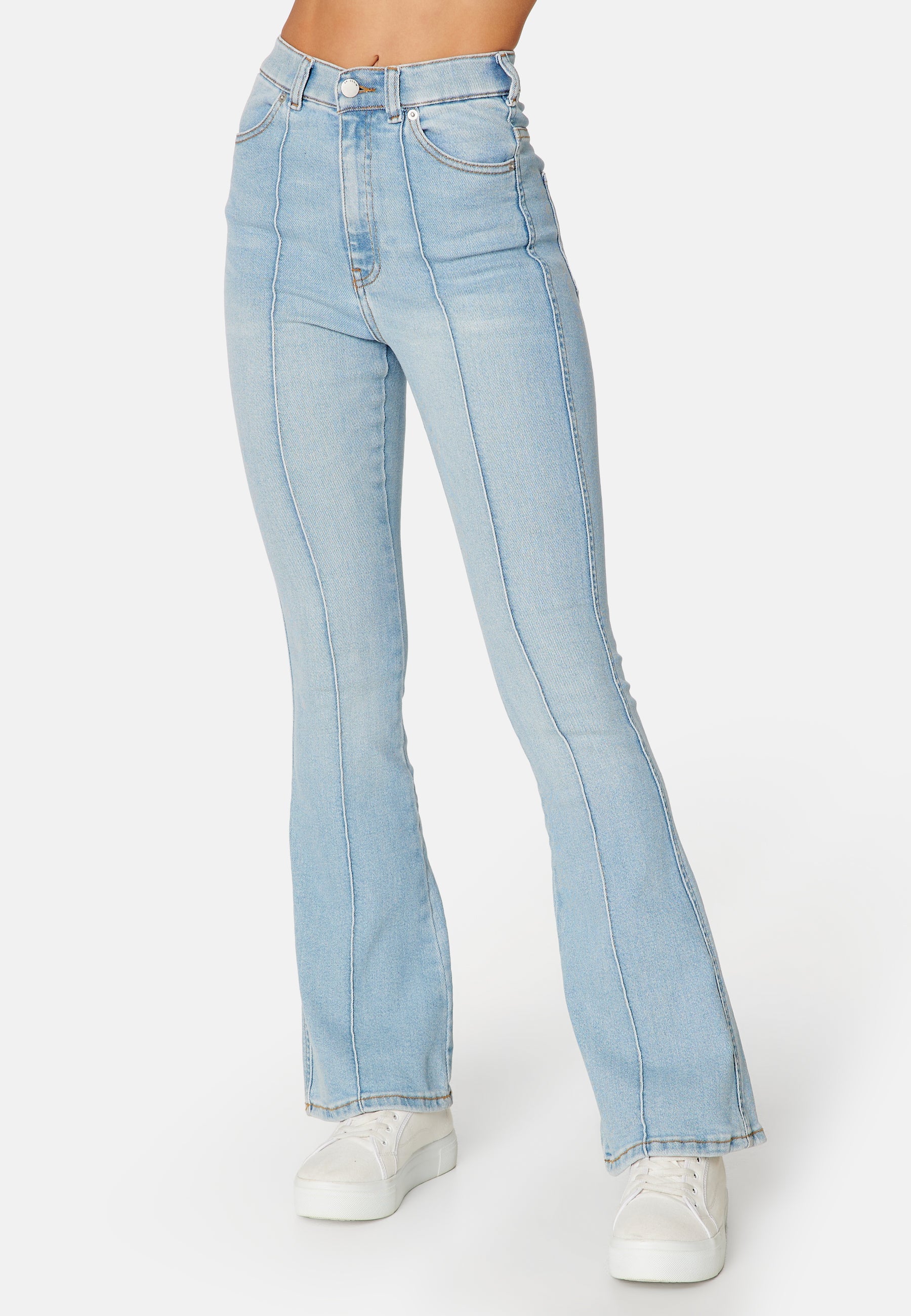 Dr. Denim Moxy Flare
