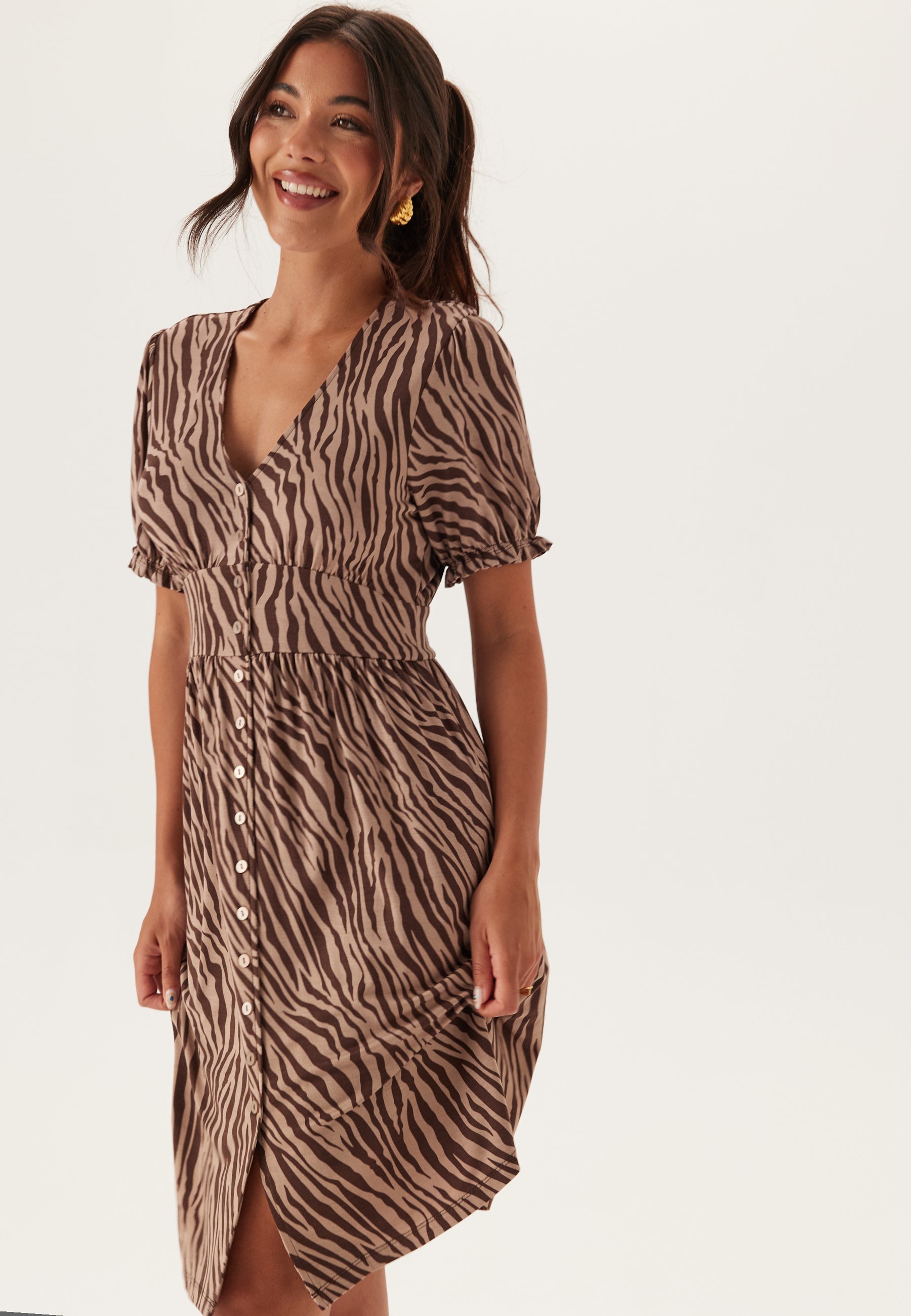 BUBBLEROOM Soft Short Button Dress