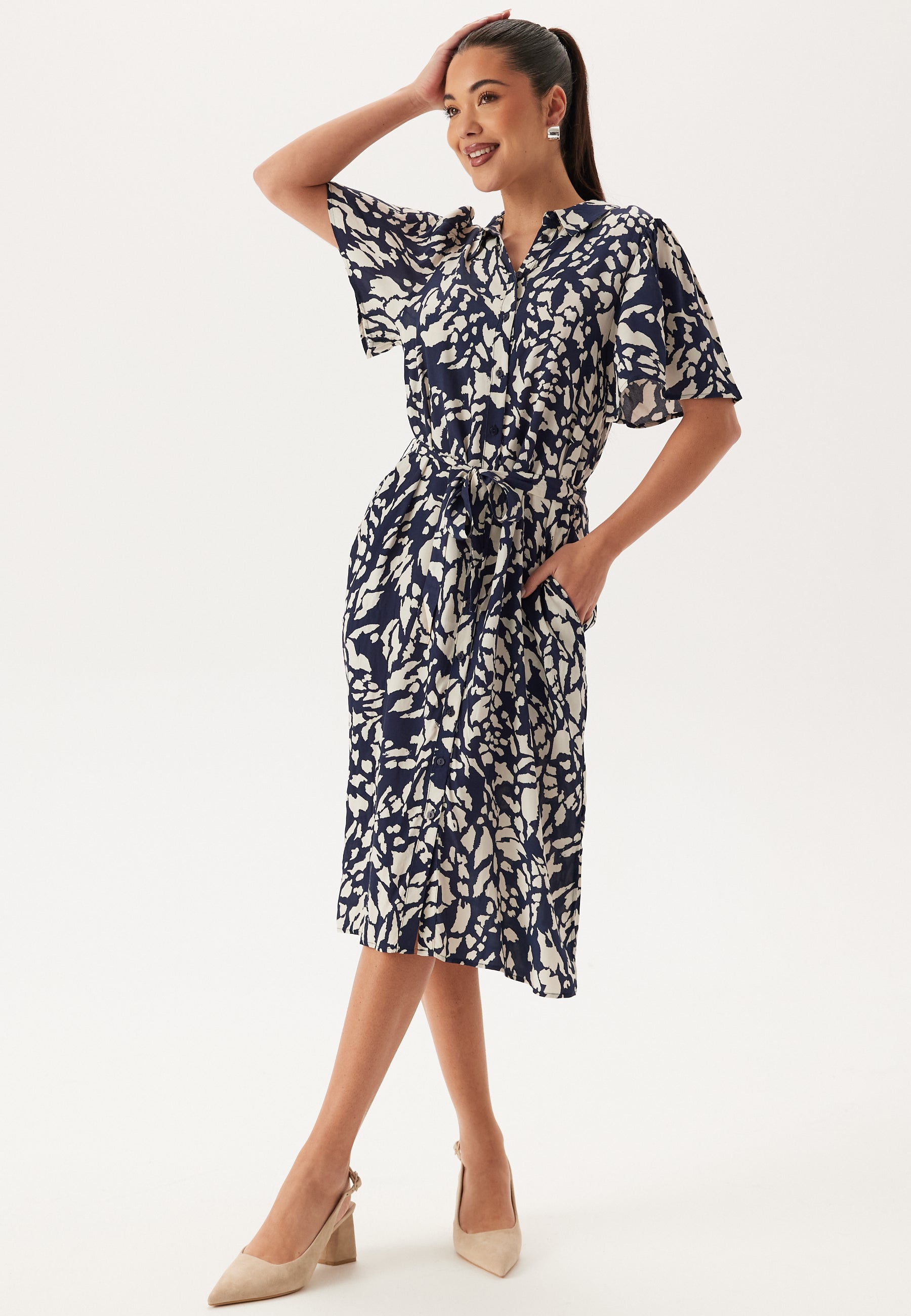 VILA Vilullu S/S KNEE SHIRT DRESS K