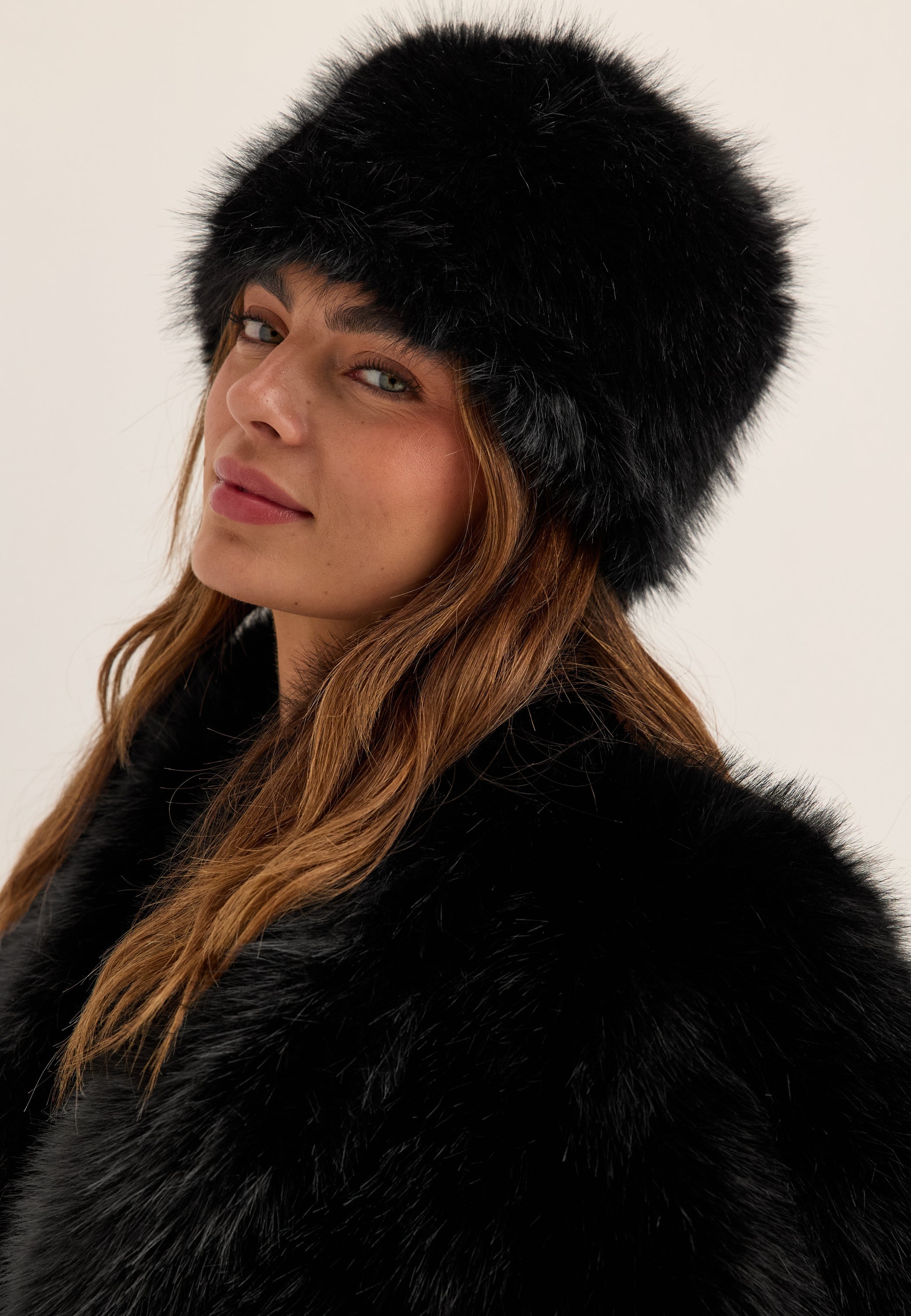 BUBBLEROOM Faux Fur Hat