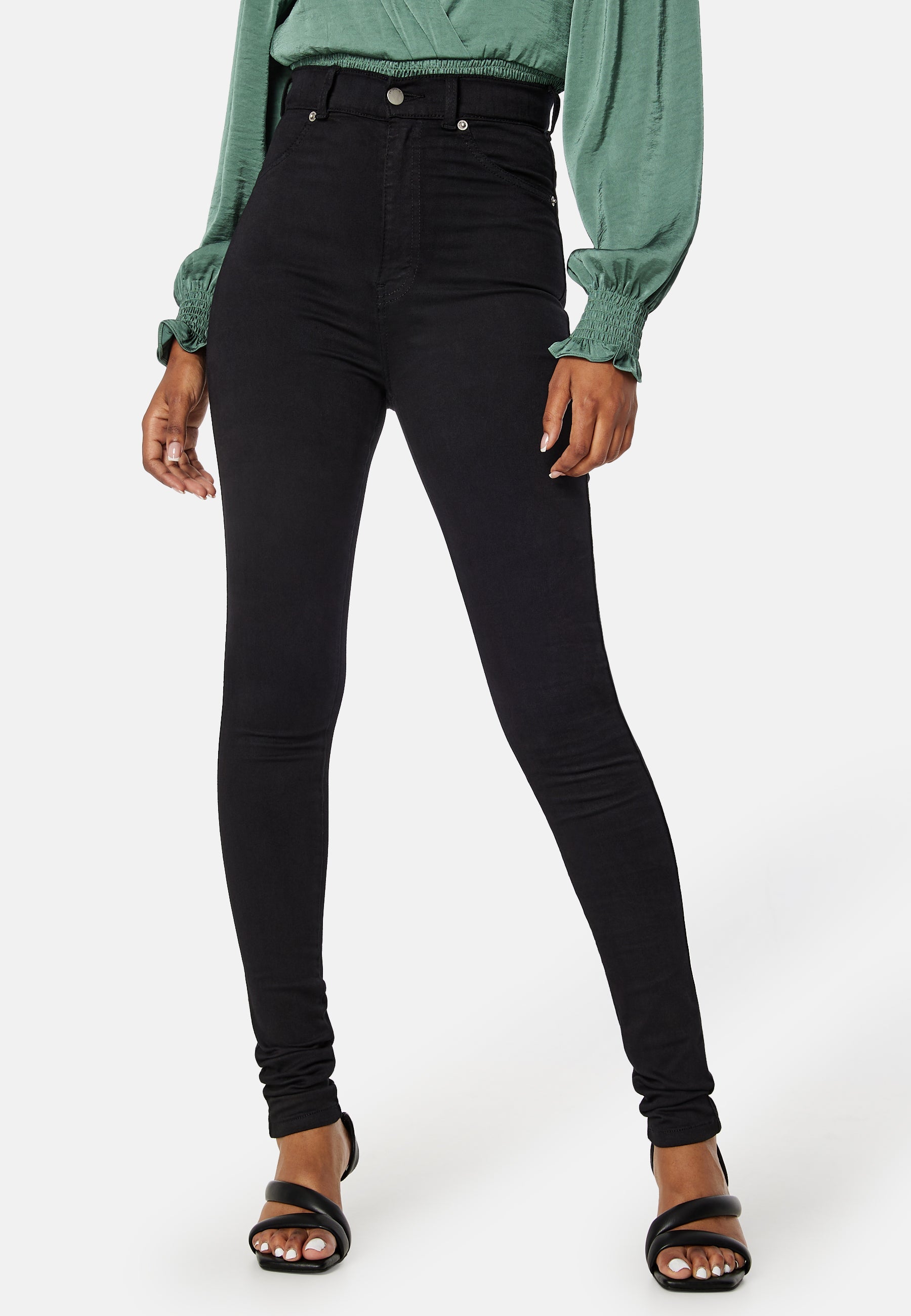 Dr. Denim Solitaire
