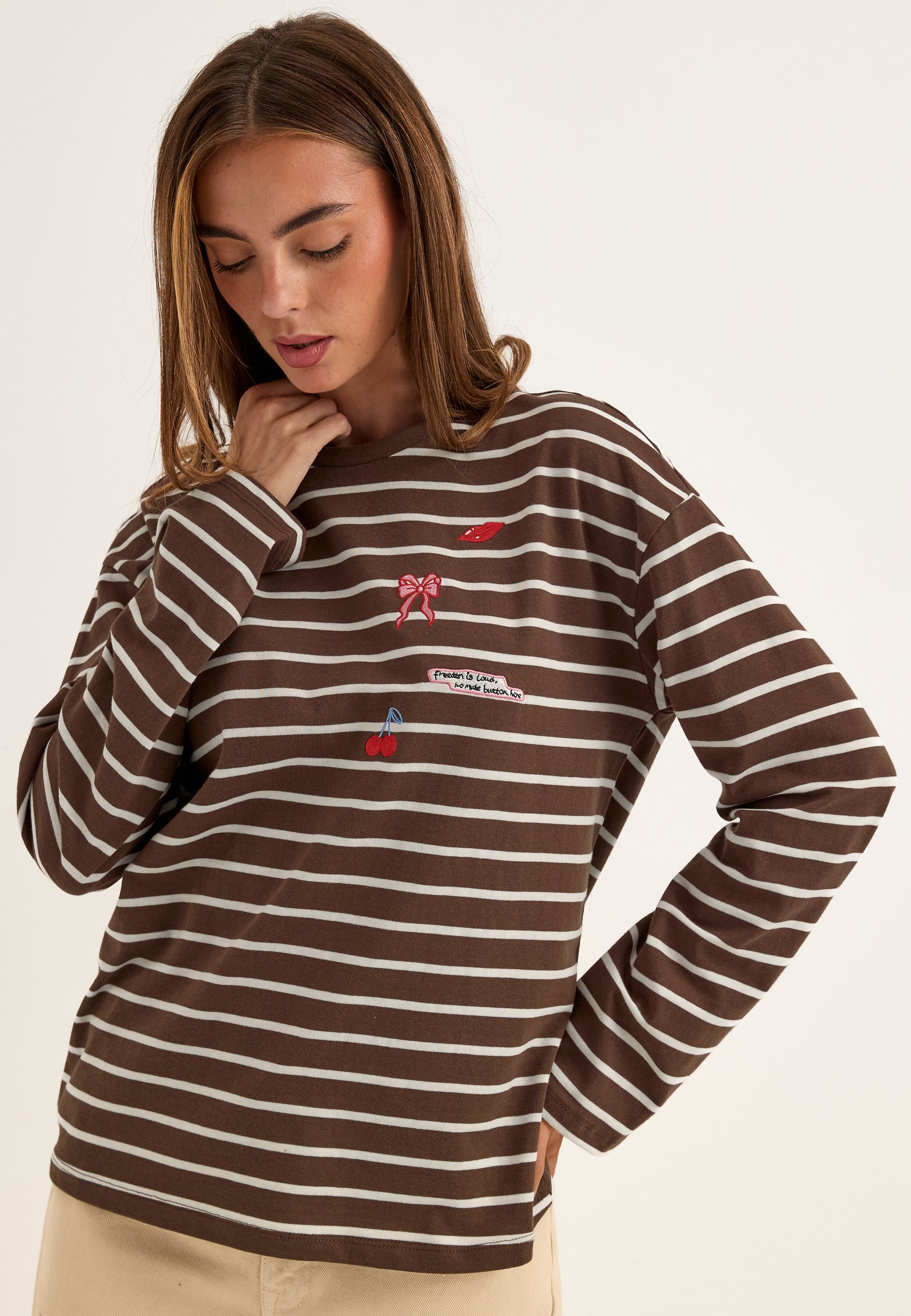 PIECES Pcsadie Ls Emb Tee