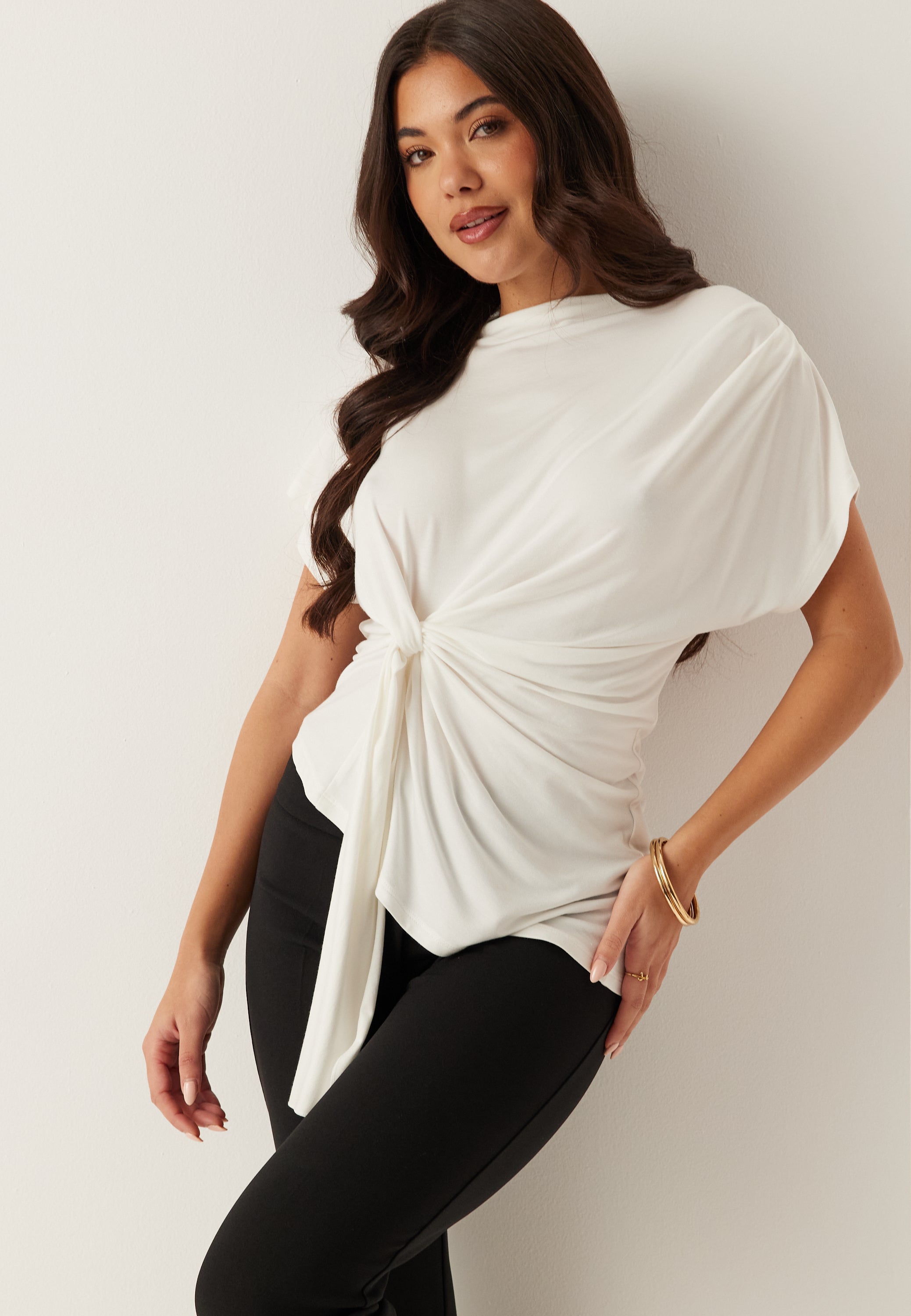 BUBBLEROOM Drapy Knot Top