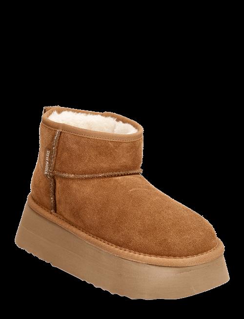 Steve Madden | Campfire Bootie | 39