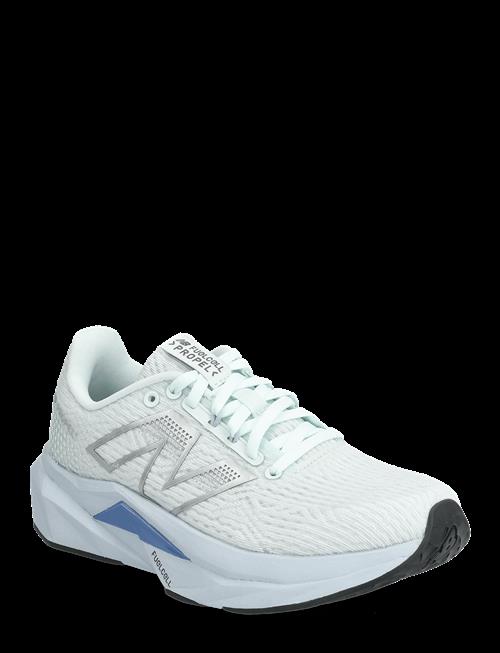 New Balance | New Balance Fuelcell Propel V5 | 41.5
