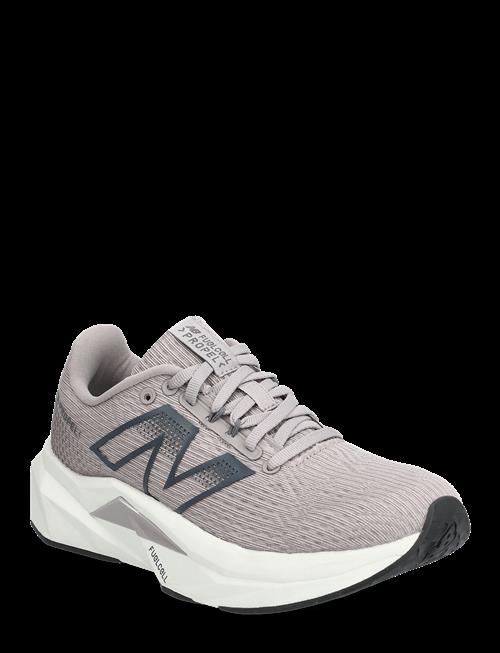 New Balance | New Balance Fuelcell Propel V5 | 41