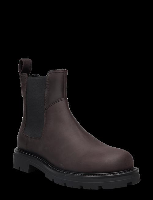 VAGABOND | Cameron | 43
