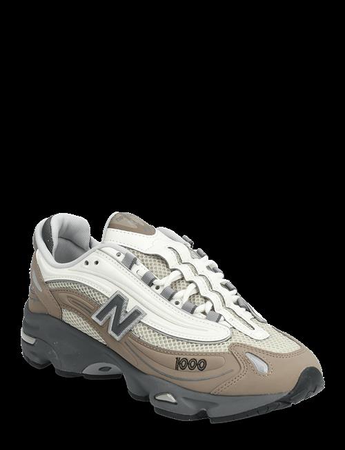 New Balance | New Balance 1000 | 39.5