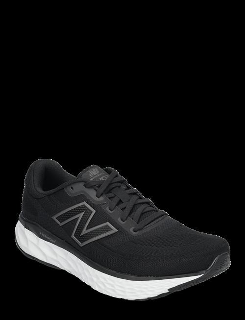 New Balance | New Balance Freshfoam Evoz V4 | 41.5