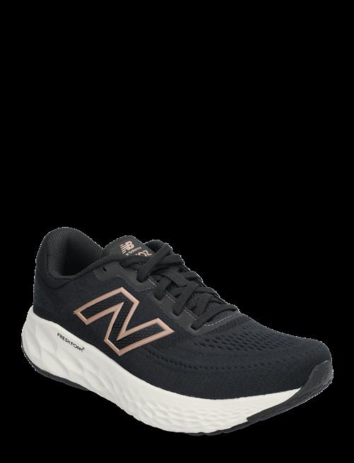 New Balance | New Balance Freshfoam Evoz V4 | 41
