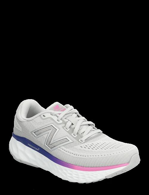 New Balance | New Balance Freshfoam Evoz V4 | 39