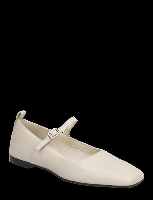 VAGABOND | Delia | 40