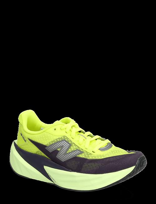 New Balance | New Balance Fuelcell Rebel V5 | 40
