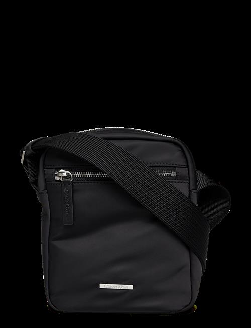 Calvin Klein | Sleek Nylon Reporter | ONE SIZE