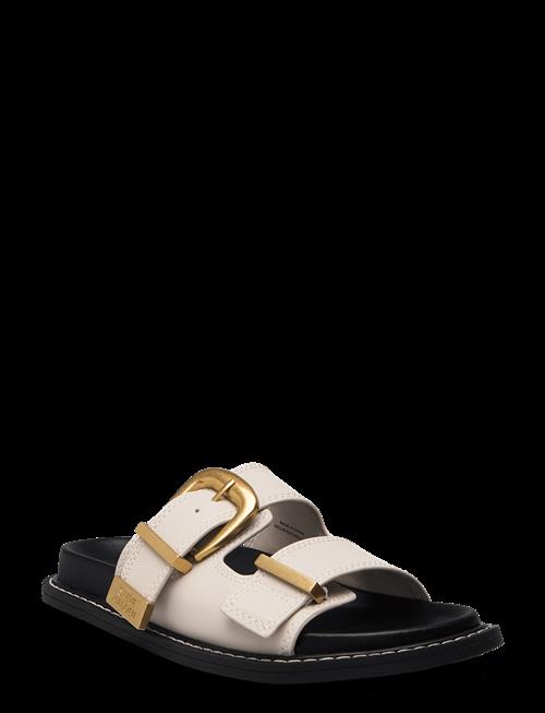 Steve Madden | Arch-E Slides | 36