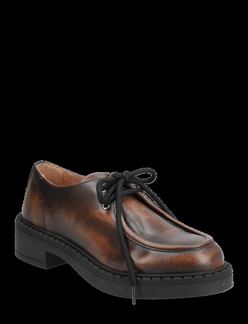 Pavement | Evelyn | 37