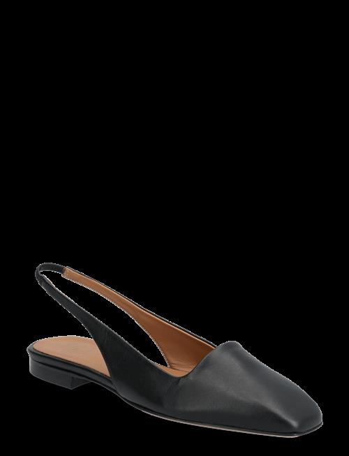 ATP Atelier | Plesio Black Nappa | 39
