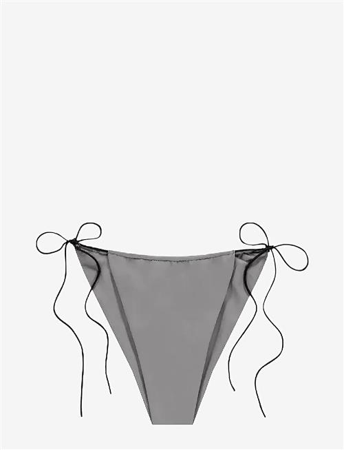 AYA Label | The Pallas Bottom | M