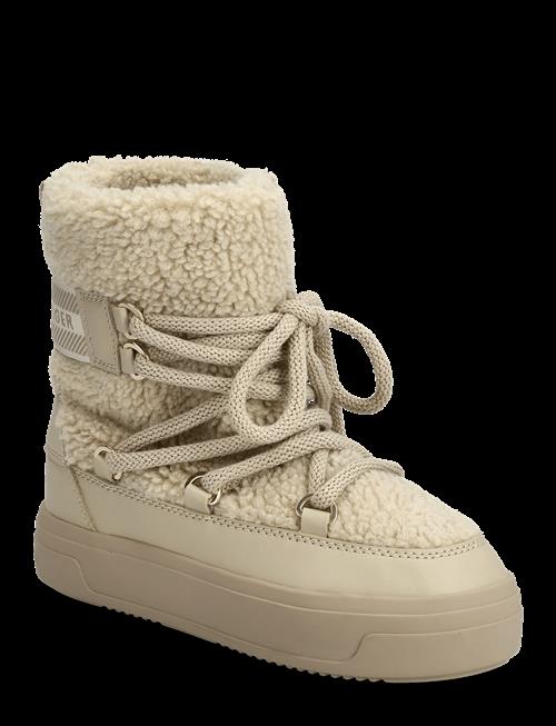 Tommy Hilfiger | Faux Shearling Snowboot | 37