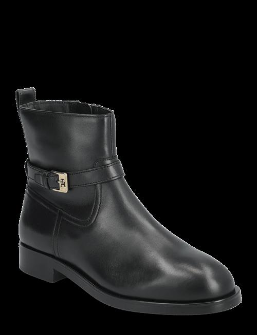 Tommy Hilfiger | Th Buckle Riding Leather Bootie | 36