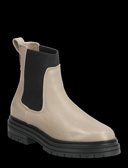 Tommy Hilfiger | Th Plaque Pebble Chelsea Warm | 40