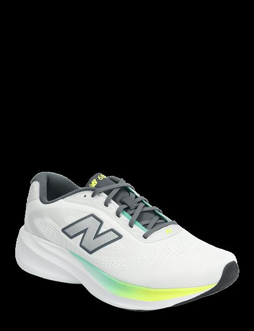 New Balance | New Balance Freshfoam 680 V9 | 42.5