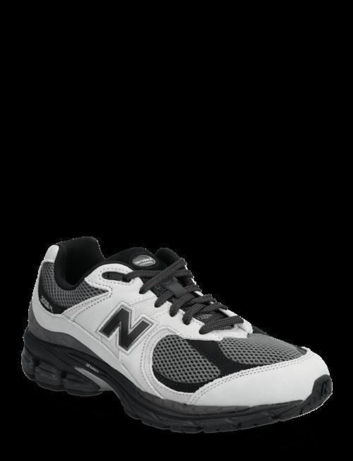 New Balance | New Balance 2002R | 44