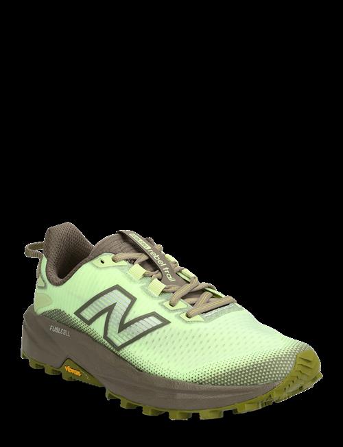 New Balance | New Balance Rebel Trail | 39