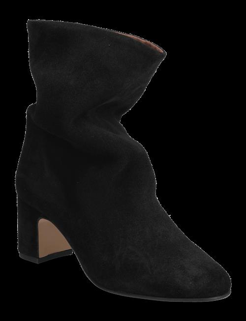 Anonymous Copenhagen | Lully 55 | 38