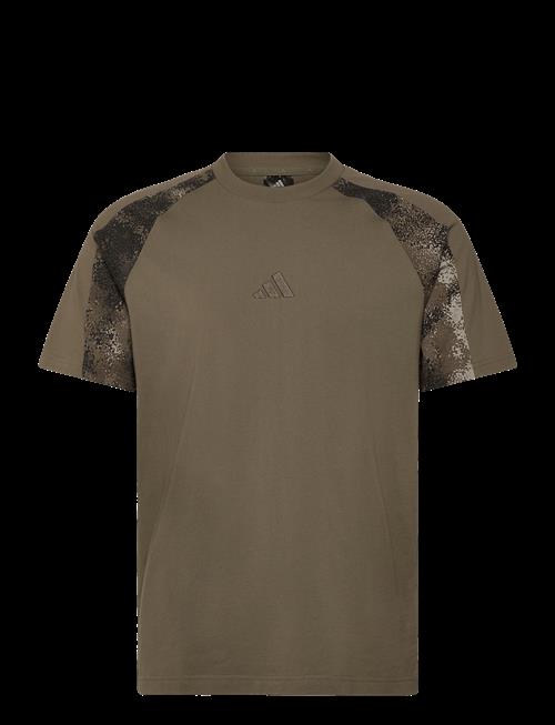 adidas Sportswear | M Camo Print Te | XS