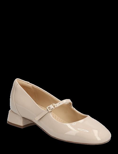Clarks | Daiss30 Bar D | 38