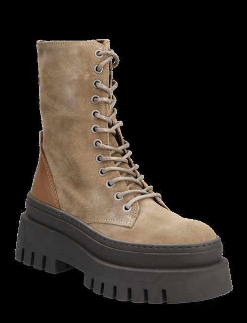 Steve Madden | Coast | 39