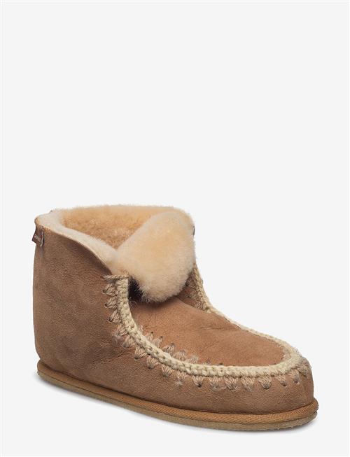 Shepherd | Pia | 38