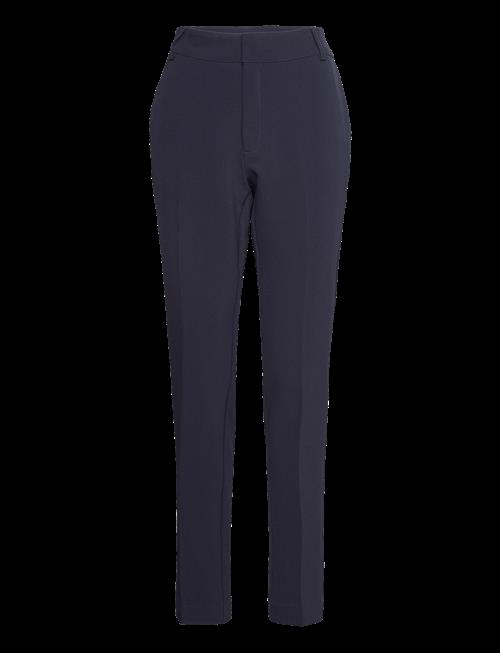 My Essential Wardrobe | 26 The Tailored Straight Pant | 36