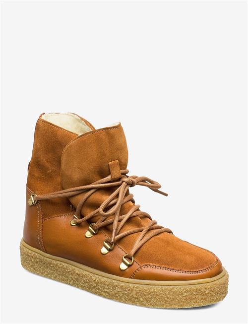 Pavement | Lola Wool | 37