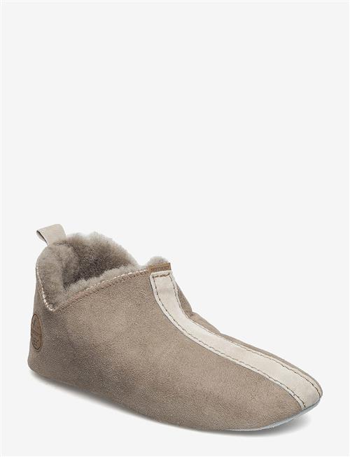 Shepherd | Lina | 37