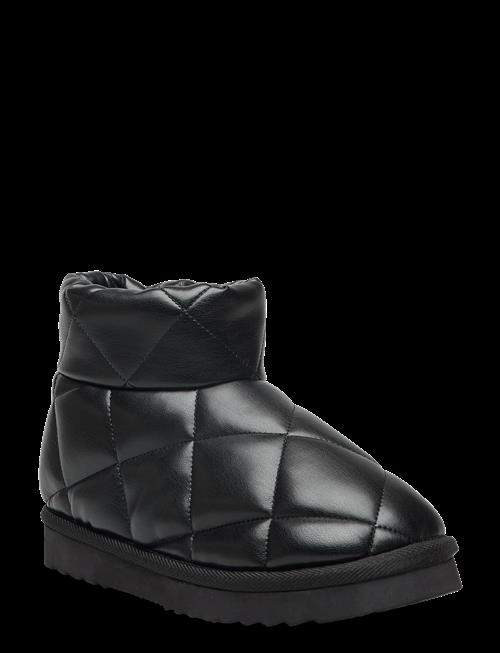 Stand Studio | Beverley Boot | 38