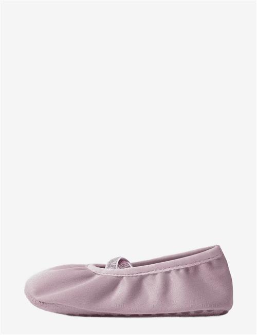 name it | Nmfbalance Gym Shoe Noos | 25