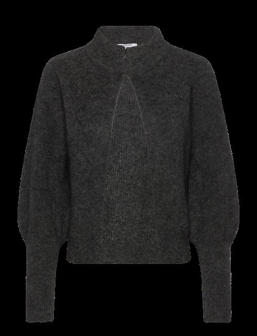Claire Woman | Cwchelsea | 46