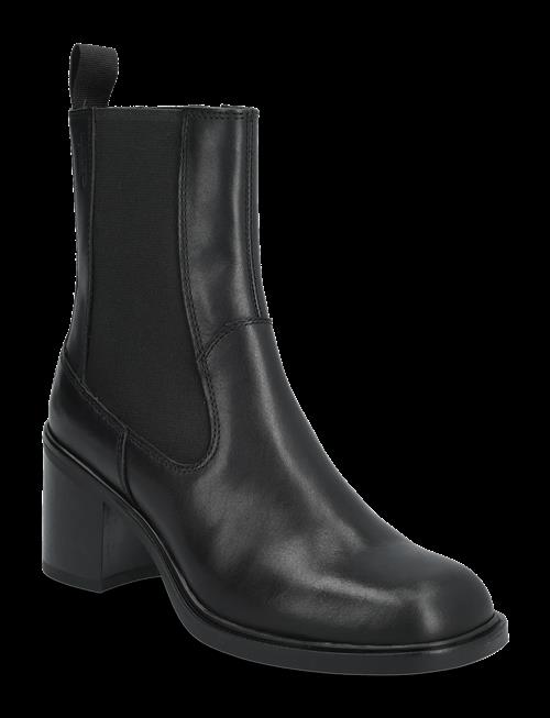 VAGABOND | Meryl | 40