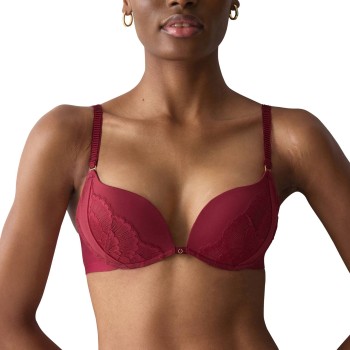 Triumph BH Love In Lace Wired Push-Up Bra Rød D 70 Dame