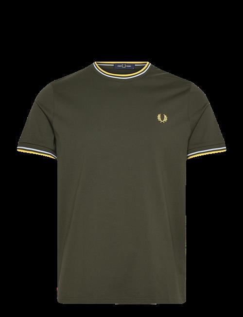 Fred Perry | Twin Tipped T-Shirt | M