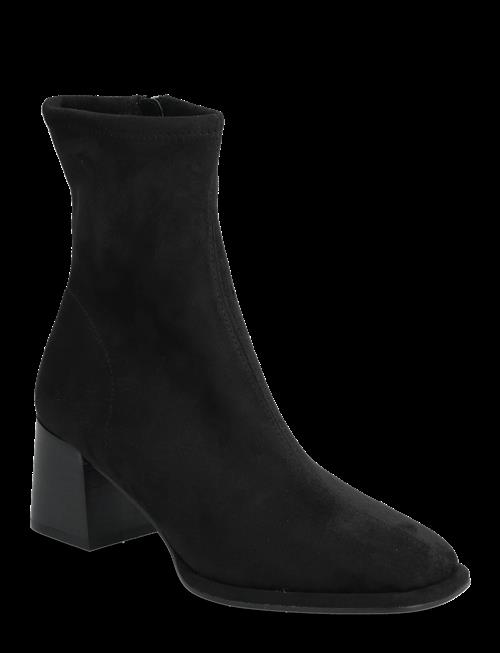 Steve Madden | Nextstep | 37