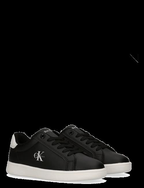Calvin Klein | Calvin Klein Low Cut Lace-Up Sneaker | 31