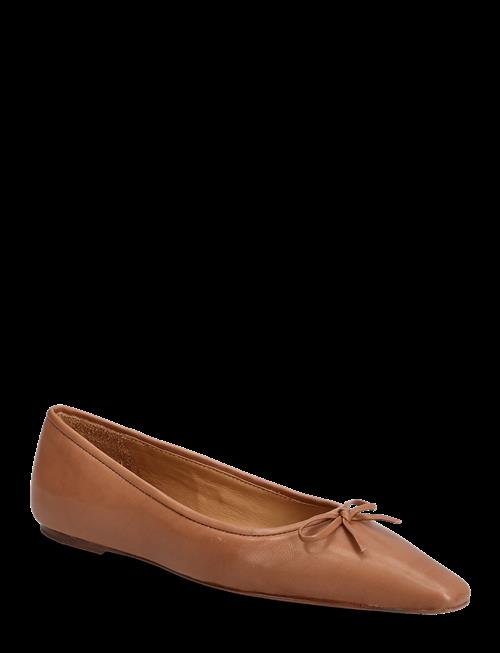 Polo Ralph Lauren | Pointed Leather Ballet Flat | 37