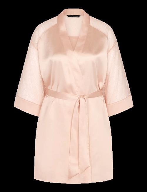 Triumph | A Weekend To Remember Robe | 44