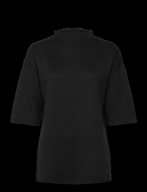 Urban Pioneers | Willa Top | M