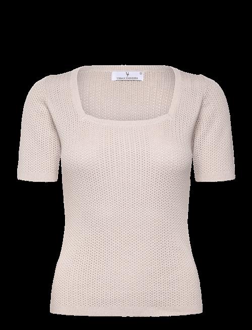 Urban Pioneers | Dina Top | S