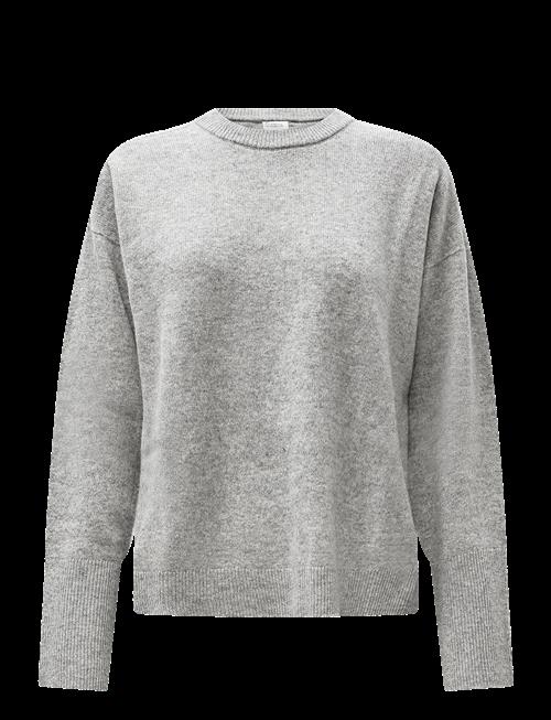 My Essential Wardrobe | 11 The Knit Crewneck | L